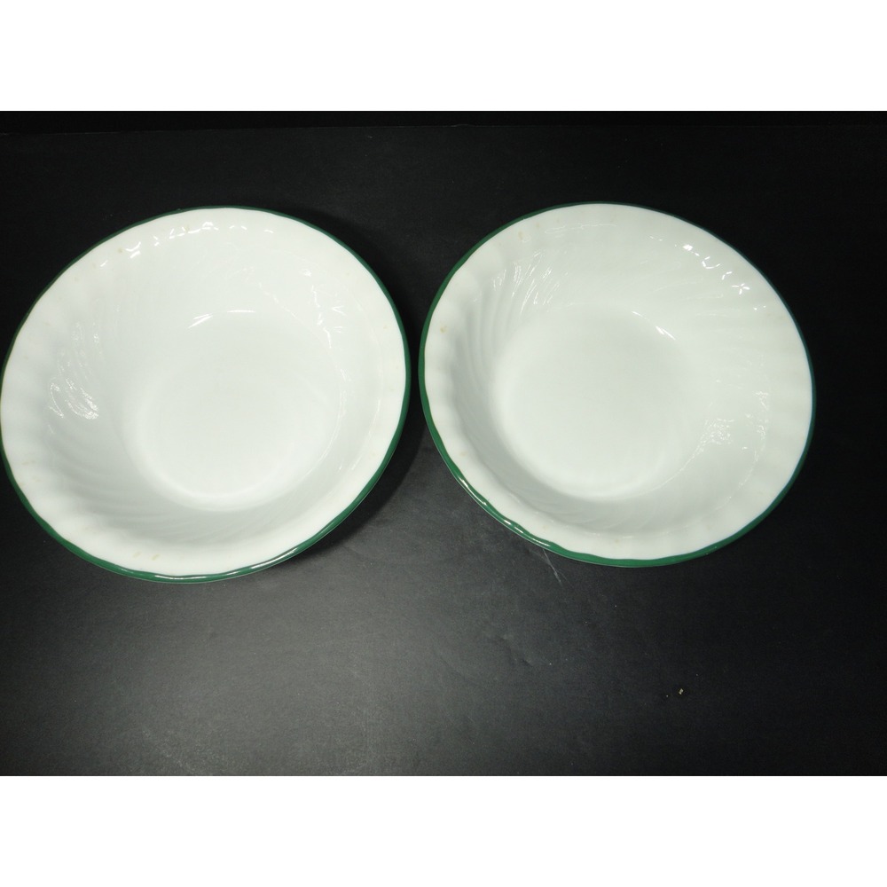 Corelle Corning VTG White Vitrelle 7.25" Bowls Green Rim Swirl Pattern Set of 2